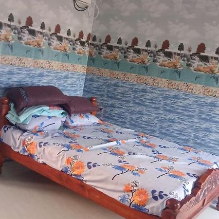 Sri Vasavi Home Stay Tiruvannāmalai Exteriör bild